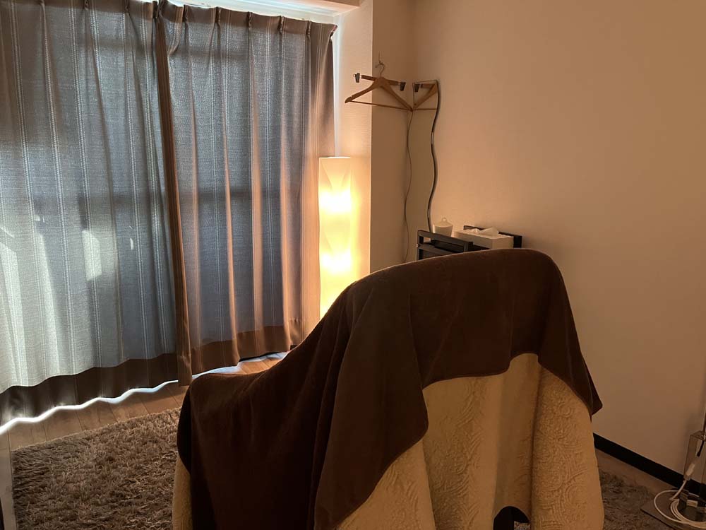 目の美容院　大阪池田サロン店舗画像