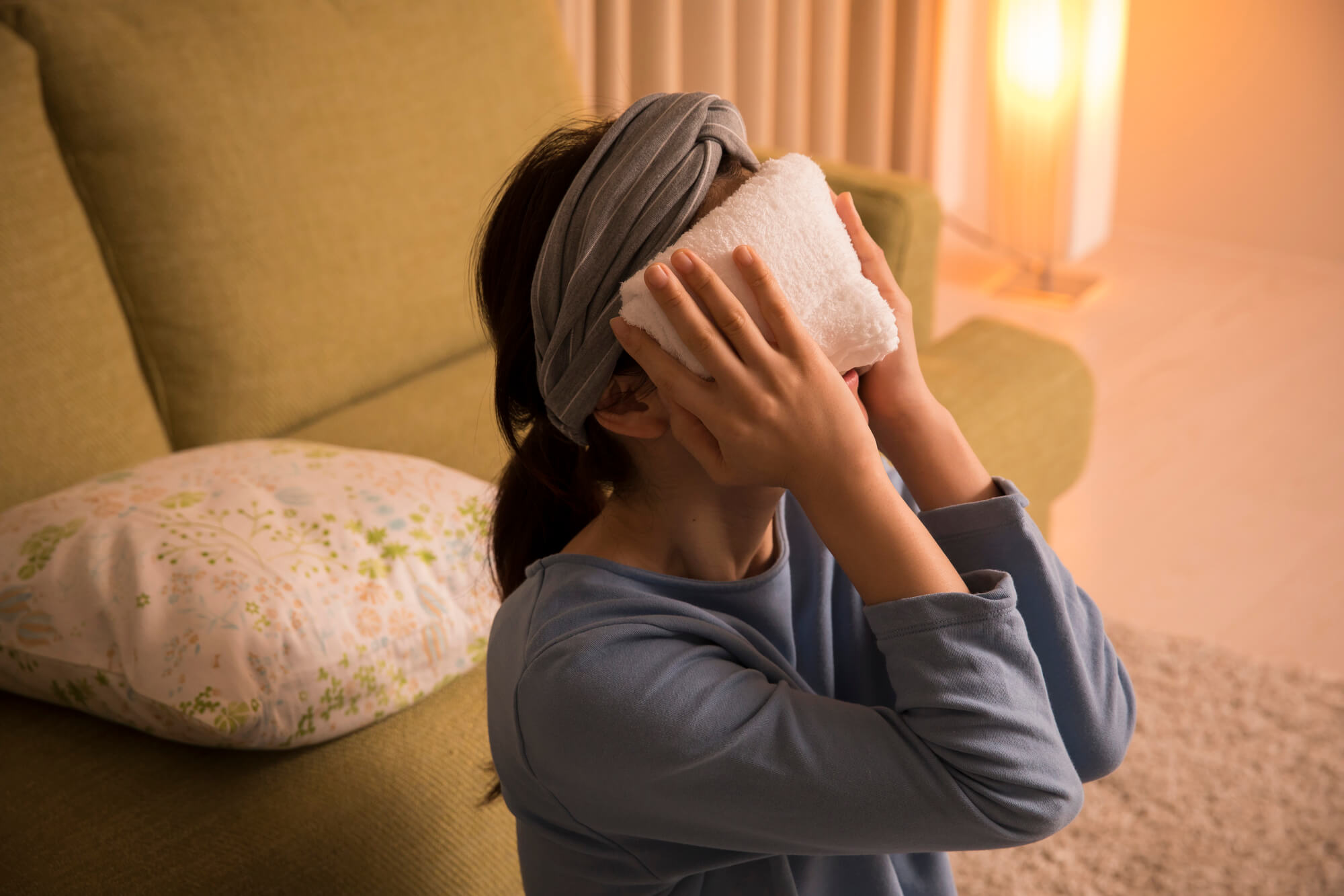 目尻のシワを改善させるための方法