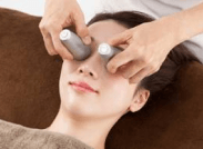 磁気による経絡とツボの押圧「目周り」４