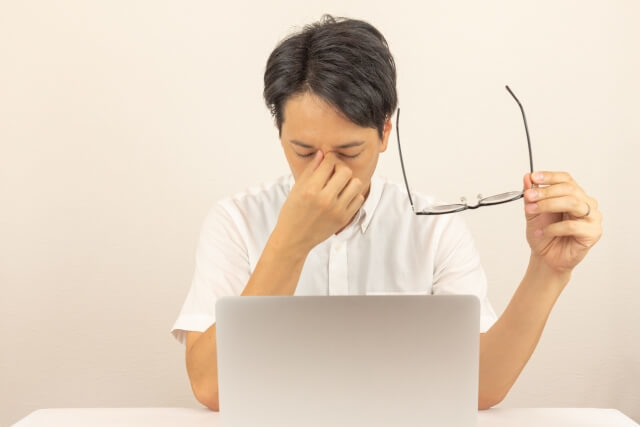 パソコン作業やスマホによる目の疲れ